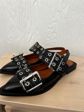 NWOT Black Patent Mary Jane Flats Statement Buckles Pointed Toe 39 French Biker